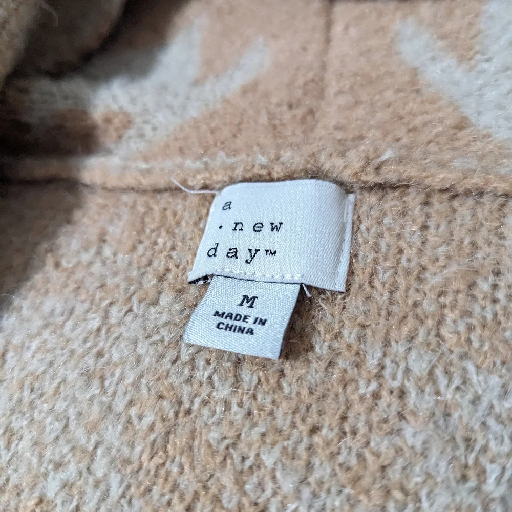 Brown/Tan Robe - Picture 3 of 3
